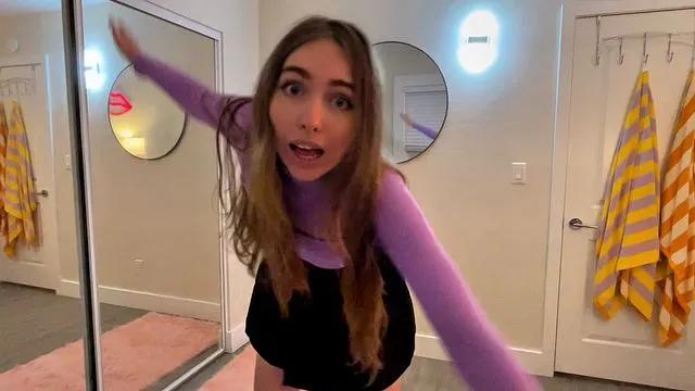 A Clumsy Roller Skating Mishap – Stepsister’s Funny Accident